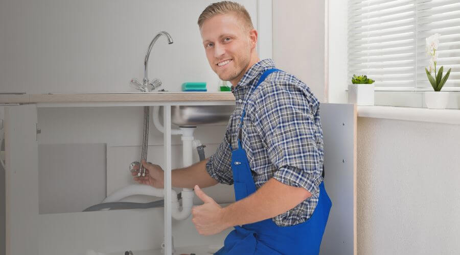 Professional water heater repair in Lulu, FL